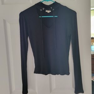 EUC H.I.P. Black chocker shirt